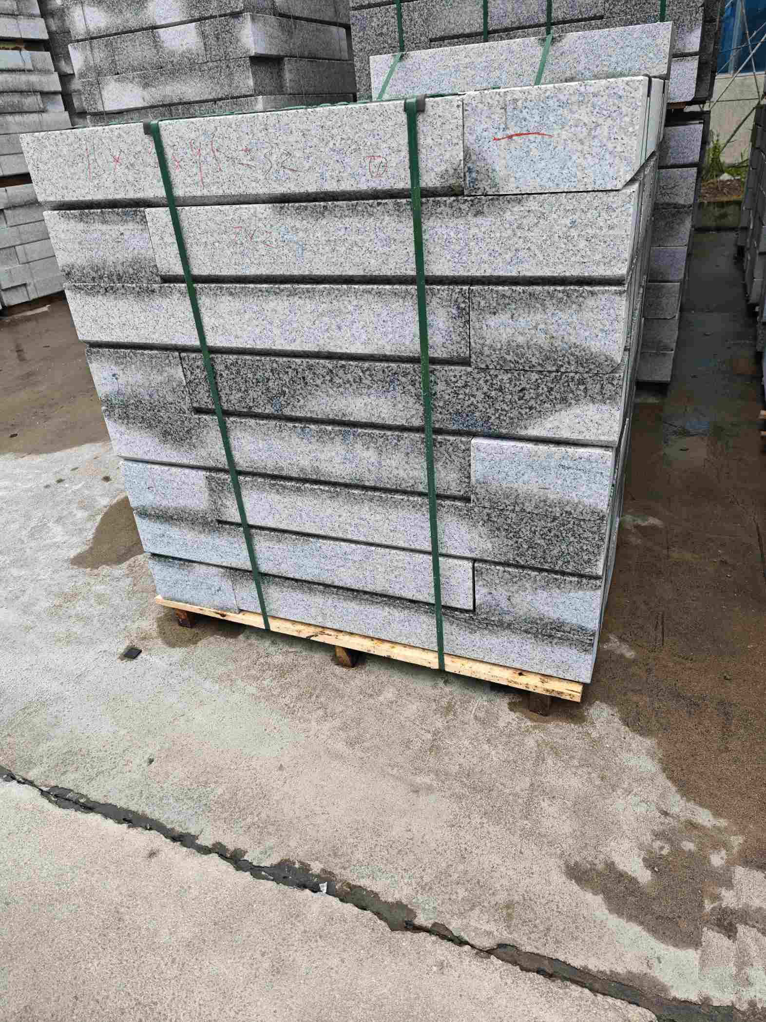 亳州芙蓉白路牙石，马路牙子