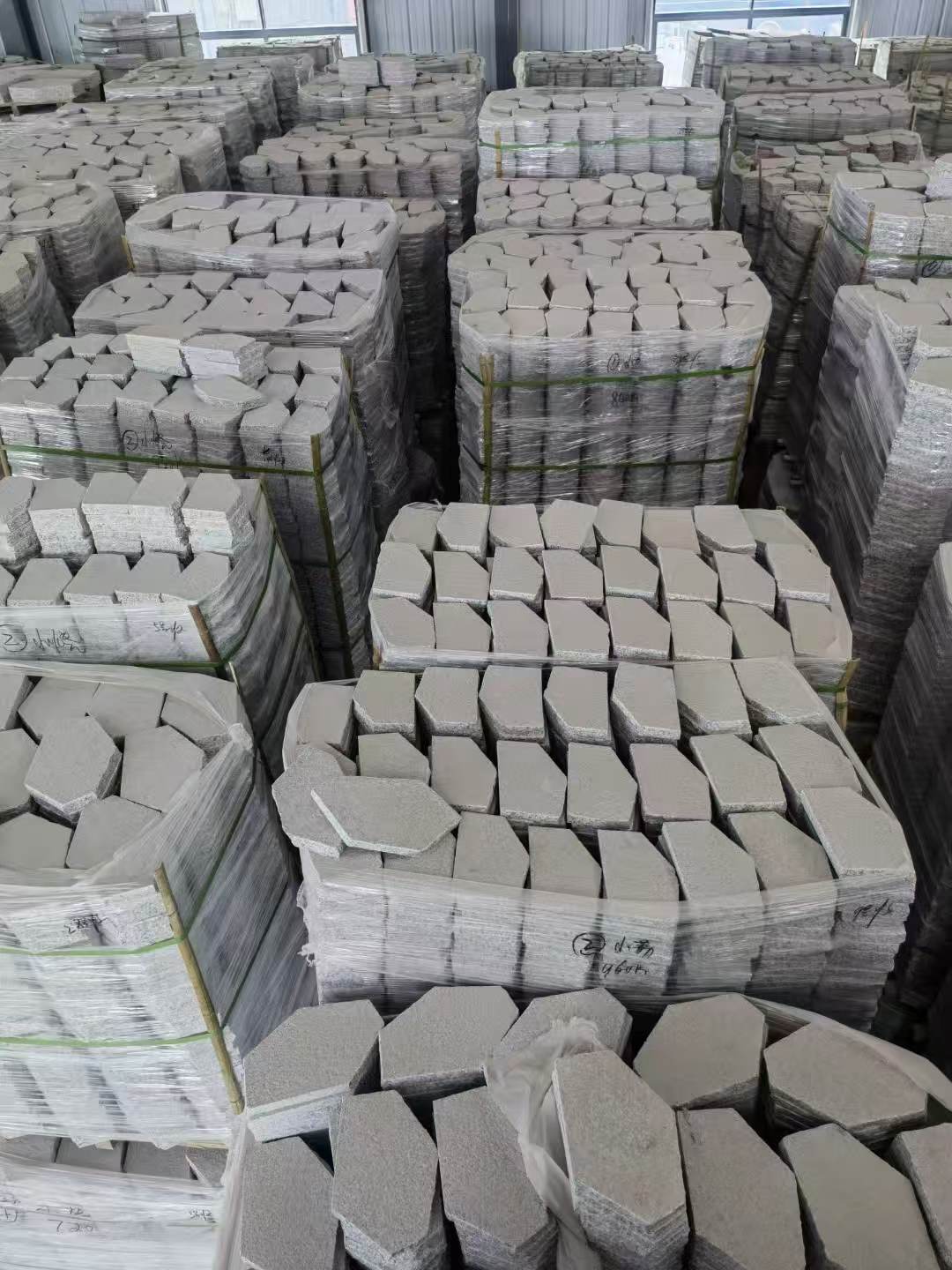 亳州芝麻白石材冰裂纹，碎拼。